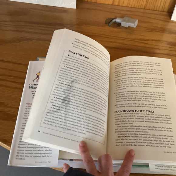 “Runners world complete book of women’s running” - Picture 10 of 16